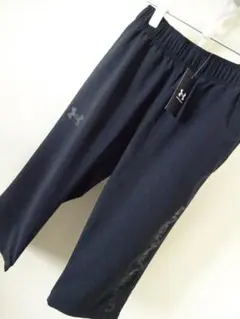 【新品・未使用・完売品】UNDER ARMOUR サマーウーブン 3/4パンツ