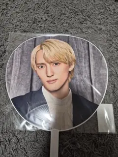 川島如恵留 うちわ