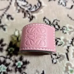 即日発送桜色♥️LOEWE ♥️ロエベ　ベビーピンク レザー ブレスレット