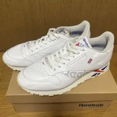Reebok Classic 1983 ホワイトスニーカー