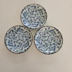 六宝窯　青い花模様の小皿3枚セット