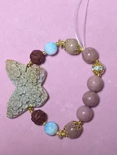 ２３０　　　アラシャン花柄蝶 ブレスレット