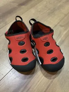 KEEN STINGRAY サンダル ブラック/ファイアリーレッド US 7