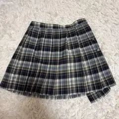 チェック柄プリーツスカート（ネイビー・グレー）