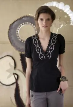 Anthropologie★アンソロポロジー購入 刺繍カットソー・ブラックのサムネイル