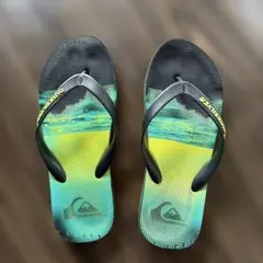 QUIKSILVER ビーチサンダル ブラック グリーンのサムネイル