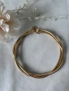 【新品】ゴールド ツイストデザイン チョーカー