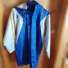 PUMA フード付きコート 青/白/黄色
