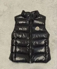 2026年最新】ダウンベスト モンクレールの人気アイテム - メルカリ