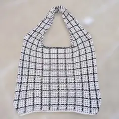 Item thumbnail for item b3d47e7d-d68a-43f0-b60a-c1b6c1a77160