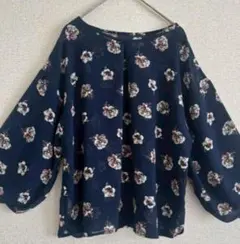 花柄バルーンスリーブシャツ ネイビー