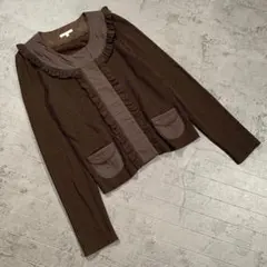 【TOBE CHIC】（2）総柄 フリル キルティング ニットカーディガン