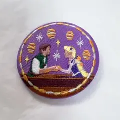 ディズニー刺繍缶バッジ　ラプンツェル