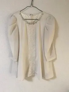 売り切り♡新品♡アプワイザーリッシェ♡レースはぎブラウス♡ホワイト 新品タグ付☆アプワイザーリッシェ ハシゴレース付ティアードブラウス