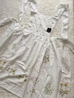 新品 ロイヤルコペンハーゲン 花柄 白 レース ホワイト エプロンのサムネイル
