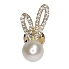 ウサギ　うさぎ　兎　人工真珠　ピンバッジ　バッジ　ピンズ　ピンブローチ