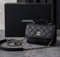 CHANEL ビジネスアフィニティ ミニ チェーンウォレットのサムネイル