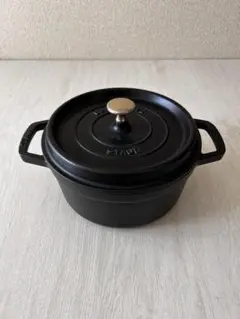 2025年最新】ストウブ staub 22cmの人気アイテム - メルカリ