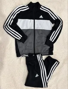 キッズ　adidas ジャージ 上下セット　J120 黒/白/灰