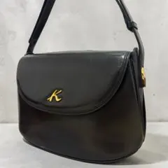 美品✨　キタムラ　ショルダーバッグ　レザー　Kロゴ　肩掛け可能　ブラック