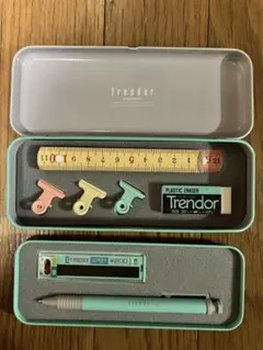 昭和レトロ　PILOT 缶ペンケース　文房具セット