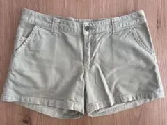 ハリウッドランチマーケット　カーキ　ショートパンツ