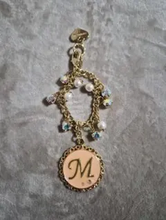 SAMANTHAVEGA (サマンサベガ ) イニシャルチャーム M(ピンク)