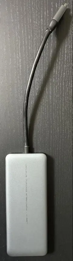 ＵＳＢ4対応ＨＤＭＩ2.1搭載ポータブル ドッキングステーション