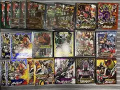 仮面ライダーガンバレジェズ バインダー、仮面ライダー歴代カード