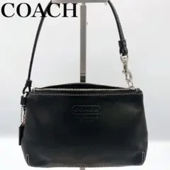 coach コーチ　ハンドポーチ　レザー　黒　ブラック　男女共用　小さめ