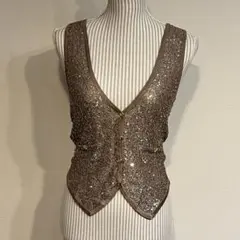 【美品】Kari Ang.ラメラメベストのサムネイル