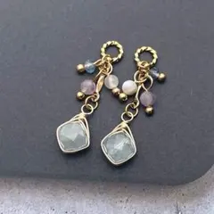 天然石 アクアマリンのチャーム