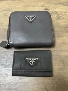 PRADA ファスナー　革財布　ナイロンキーケース　ブラウン