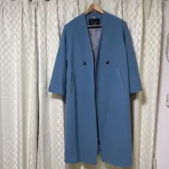 ロングコート　ブルー　ウール100%、 綺麗な落ち着いたブルーです。