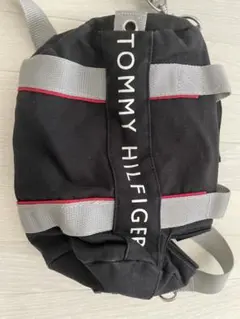 TOMMY HILFIGER 筒型　カバン