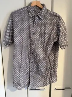 UNIQLO 半袖シャツ　グレー　メンズ　Ｌサイズ