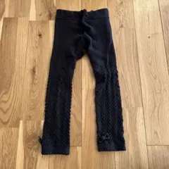 黒いケーブル編みレギンス