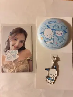 TWICE ８周年 サンリオコラボ ナヨンチャーム　缶バッジ　1万円トレカ