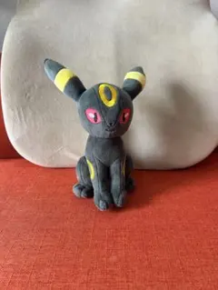 ポケモン ブラッキーのポンチョを着たイーブイ ぬいぐるみ ブラッキー イーブイ ポケモン ブラッキーのポンチョを着たイーブイ ぬいぐるみ ブラッキー
