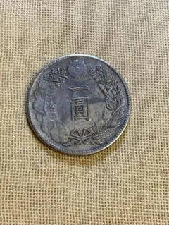 中華民国65年 壱圓 旧貨幣 - メルカリ