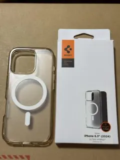 Spigen iPhone16pro半透明ULTRA HYBRID ケース