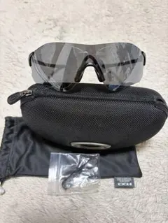 OAKLEY サングラス OO9313-1438のサムネイル