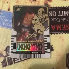 2026年最新】仮面ライダー555 カードの人気アイテム - メルカリ