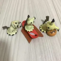 ミミッキュ　マスコット　ガチャ　フィギュア　ポケモン　ポケットモンスター