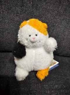 ふわふわの白いぬいぐるみ