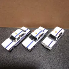 Item thumbnail for item 3945bf05-ea02-4181-9932-85b18d3bf981