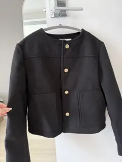 黒 ノーカラージャケット