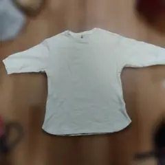ワッフル　Tシャツ　UNIQLO　クリーム色？