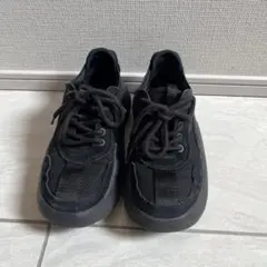 UGG ブラック スエード スニーカー