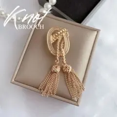 結び目 タッセル ブローチ 和モチーフ 和洋ミックス 和装 帯留め 縁起 ご縁